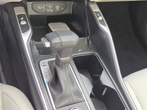 New 2026 Kia Sorento S w/ S Panoramic Sunroof Package FWD image 14