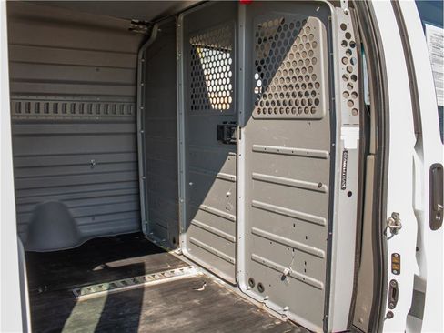 Used 2014 Chevrolet Express 2500 image 11