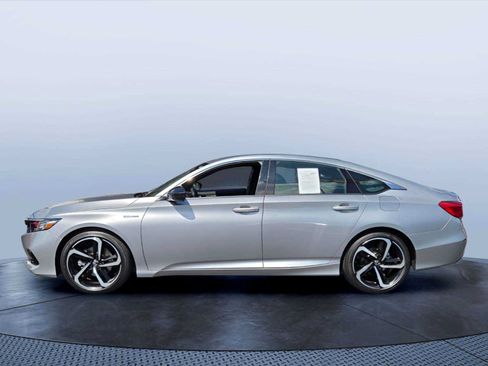 Used 2022 Honda Accord Sport image 3