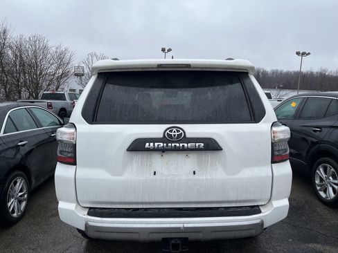 Used 2021 Toyota 4Runner TRD Off-Road Premium w/ Moonroof Package image 3