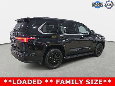 Used 2025 Toyota Sequoia SR5 w/ SR5 Premium Package image 5