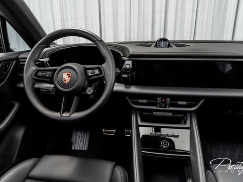 Used 2025 Porsche Macan 4S Electric image 36