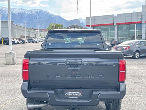 New 2026 Toyota Tacoma SR5 AWD/4WD image 4