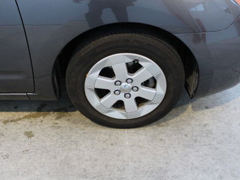 Used 2009 Toyota Prius Touring FWD image 27