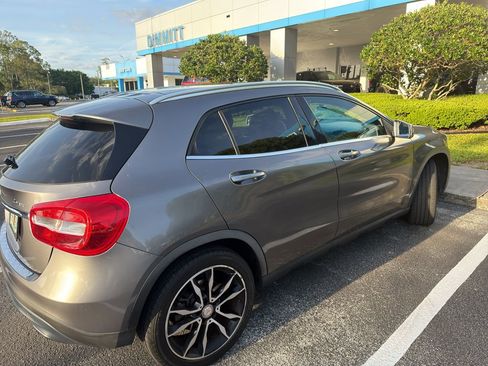 Used 2016 Mercedes-Benz GLA 250 4MATIC image 4