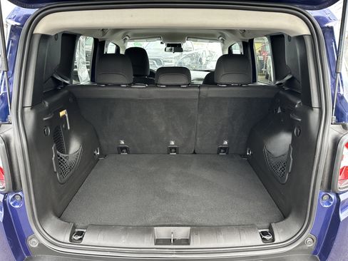 Used 2019 Jeep Renegade Sport image 5