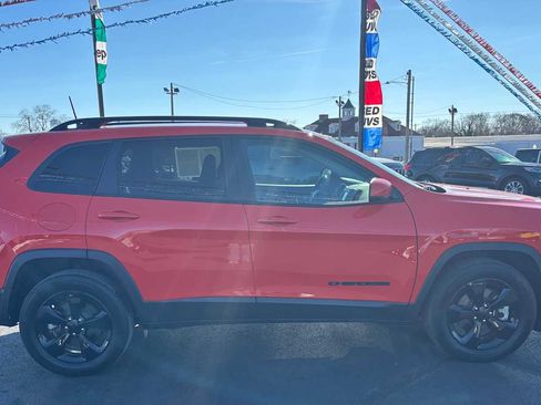 Certified 2021 Jeep Cherokee Latitude Plus image 7