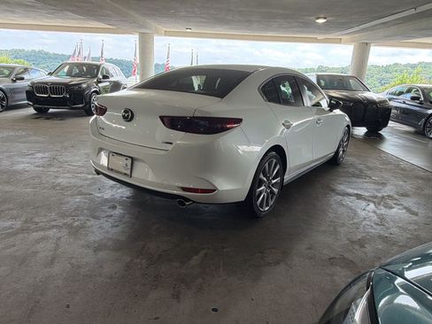 Used 2019 MAZDA MAZDA3 Sedan FWD image 8