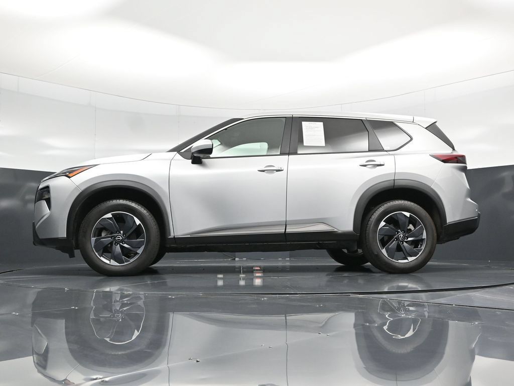 Used 2025 Nissan Rogue SV AWD/4WD image 55