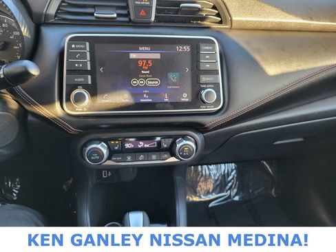 Used 2022 Nissan Versa SR w/ Convenience Package image 26