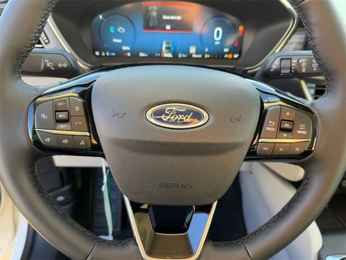 New 2026 Ford Escape SE w/ PHEV Premium Package image 11