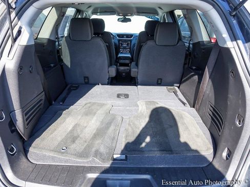 Used 2016 Chevrolet Traverse LT image 22