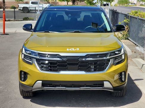Used 2024 Kia Seltos SX AWD/4WD image 3