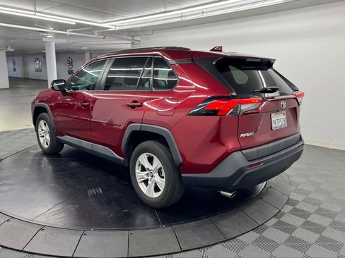 Used 2021 Toyota RAV4 XLE w/ XLE Grade Weather Package FWD image 6