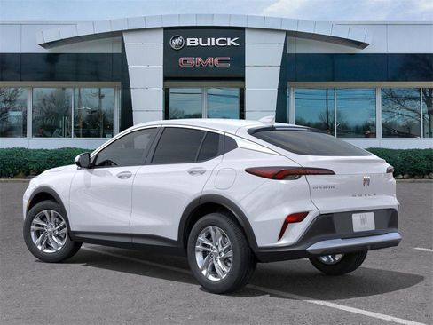 New 2026 Buick Envista Preferred image 4