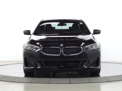 Used 2023 BMW 230i Coupe w/ Premium Package RWD image 2