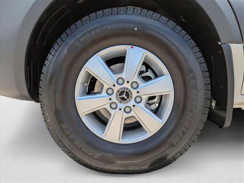 New 2025 Mercedes-Benz Sprinter 2500 image 10