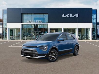 New 2026 Kia Niro SX