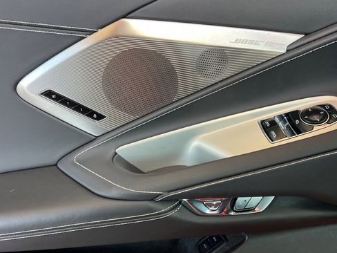 Used 2022 Chevrolet Corvette Stingray Preferred Cpe w/ Z51 Performance Package image 12