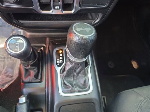 Used 2020 Jeep Wrangler Unlimited Sport S image 19