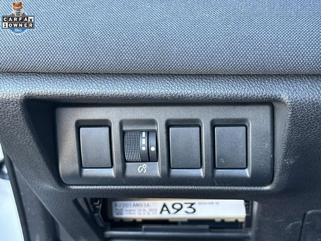 Used 2024 Subaru Outback Premium AWD/4WD image 18