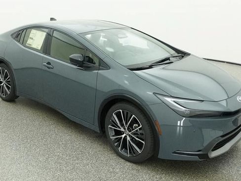 New 2026 Toyota Prius XLE FWD image 13