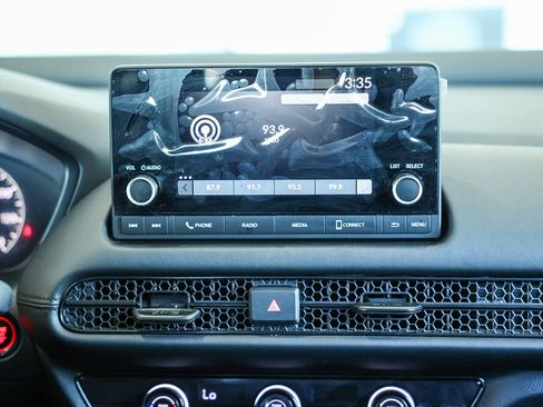 Used 2025 Honda HR-V LX image 18