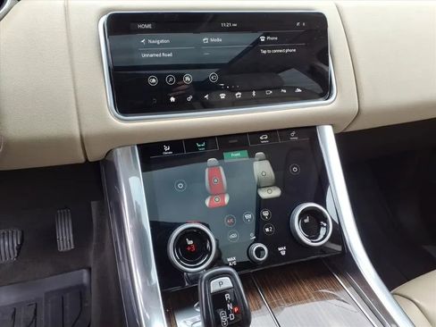 Used 2020 Land Rover Range Rover Sport HSE image 33