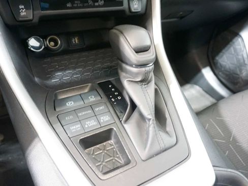 Used 2024 Toyota RAV4 XLE image 22