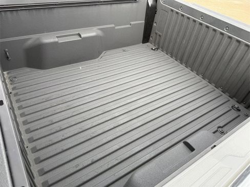 Used 2024 Toyota Tacoma SR image 28