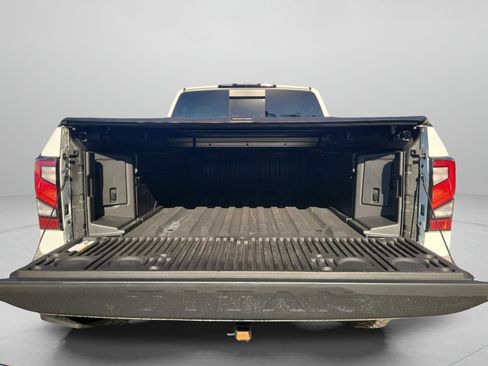 Used 2023 Nissan Titan PRO-4X w/ Pro-4x Convenience Package image 26