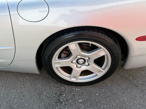Used 1998 Chevrolet Corvette Convertible w/ Memory Pkg RWD image 28