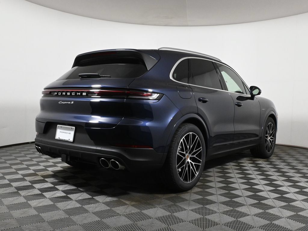 Used 2026 Porsche Cayenne S AWD/4WD image 7