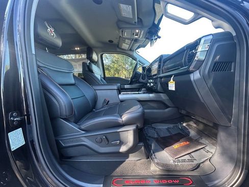 New 2025 Ford F350 Lariat w/ Lariat Ultimate Package image 25