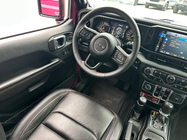 Used 2024 Jeep Wrangler Unlimited Rubicon AWD/4WD image 20