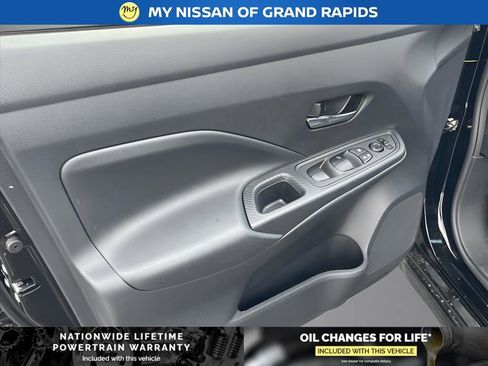 New 2025 Nissan Versa SV w/ Trunk Package image 5