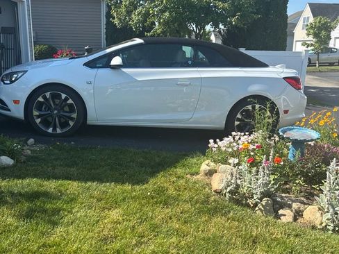 Used 2017 Buick Cascada Premium FWD image 4