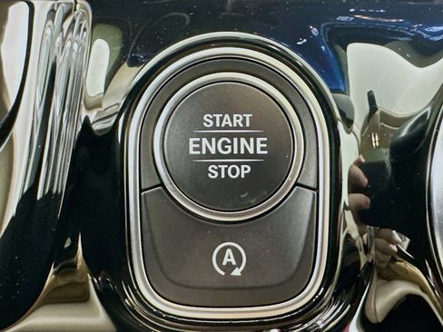 Certified 2023 Mercedes-Benz GLA 250 4MATIC image 16