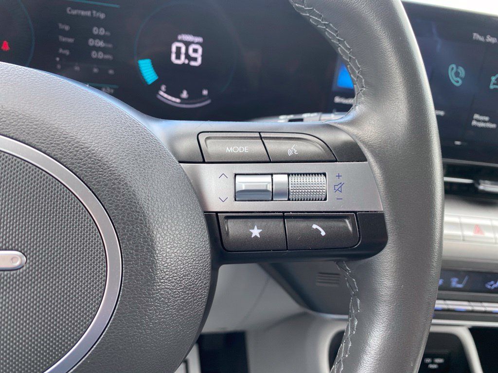 Certified 2024 Hyundai Kona SEL AWD/4WD image 21
