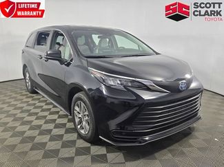 Used 2025 Toyota Sienna LE 360° Tour