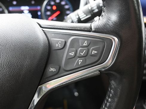 Used 2020 Chevrolet Equinox LT AWD/4WD image 22