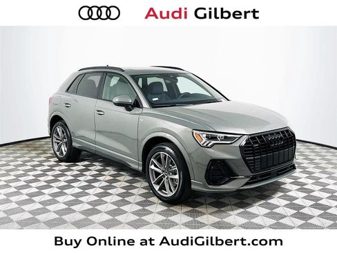 Used 2023 Audi Q3 2.0T Premium w/ Black Optic Sport Package AWD/4WD image 1