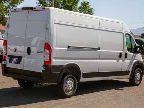 Used 2023 RAM ProMaster 2500 FWD image 5