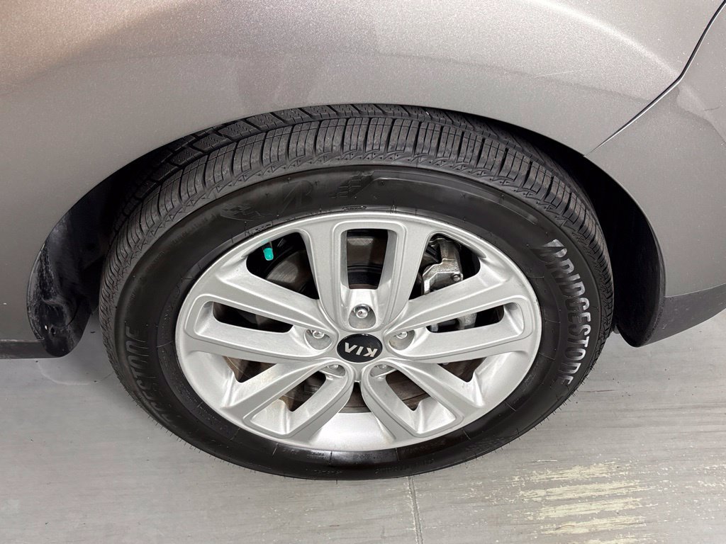Used 2019 Kia Soul + w/ Audio Package FWD image 11