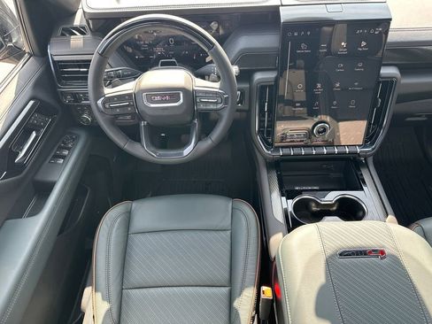 New 2026 GMC Yukon XL AT4 w/ AT4 Premium Plus Package image 25