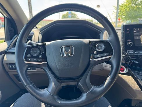 Used 2023 Honda Odyssey Elite image 10