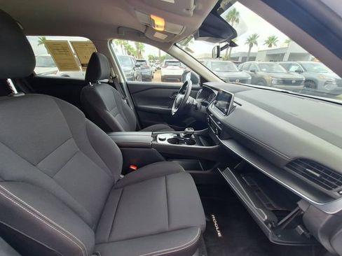 Certified 2025 Nissan Rogue S AWD/4WD image 29