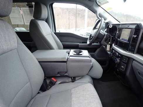 Certified 2025 Ford F250 XLT image 10