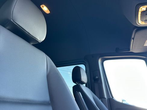 New 2026 Mercedes-Benz Sprinter 2500 image 18