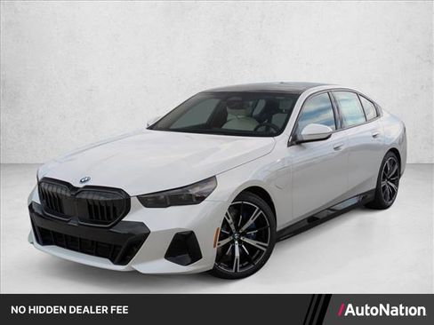 Used 2027 BMW 550e xDrive w/ Executive Package AWD/4WD image 1